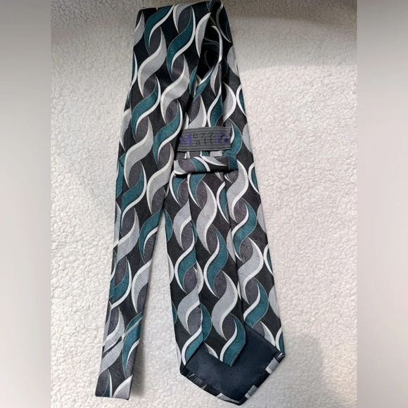 Mezzo Matto 100% Silk necktie from Italy. EUC metallic weaving ribbon design - Picture 6 of 8
